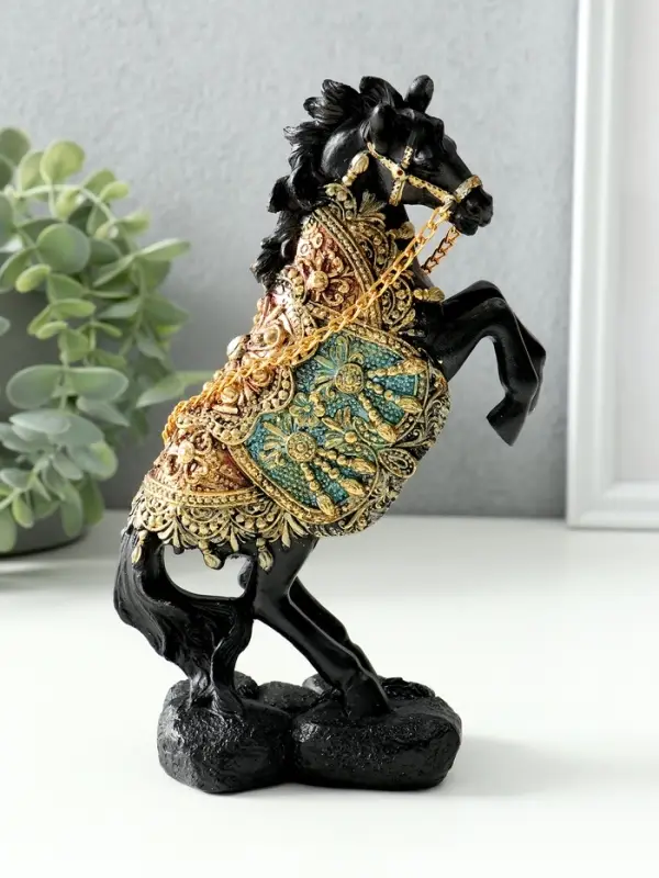 Сувенир полистоун Сувенир полистоун "Конь императора на дыбах" чёрный, цветная попона МИКС 11,5х7,2х19 см