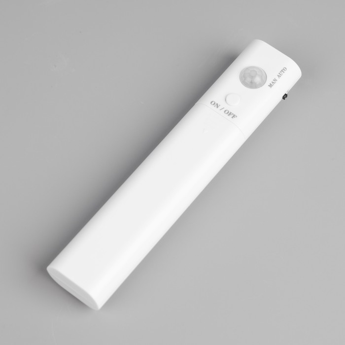 Светодиодная лента Luazon Lighting с датчиком движения 2 м, IP65, SMD2835, 60 LED/м, 4хААА, 3000К Светодиодная лента Luazon Lighting с датчиком движения 2 м, IP65, SMD2835, 60 LED/м, 4хААА, 3000К