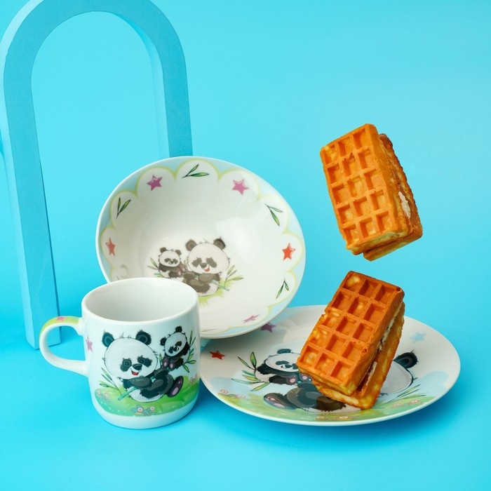 Набор детской посуды из керамики Доляна «Семья пандочек», 3 предмета: кружка 230 мл, миска 400 мл, тарелка d=18 см Набор детской посуды из керамики Доляна «Семья пандочек», 3 предмета: кружка 230 мл, миска 400 мл, тарелка d=18 см