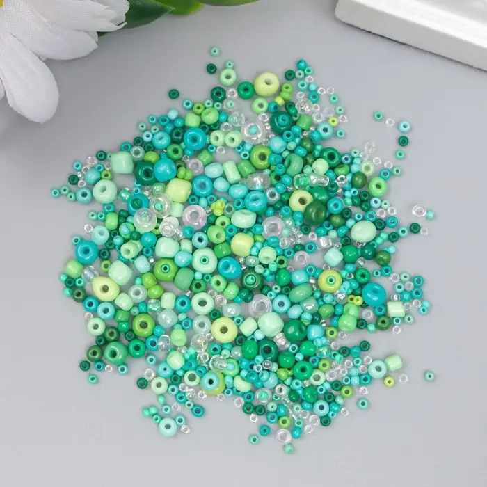 Бисер стекло 6/0 - 15/0 «Ассорти зелёное» d=1.5-4 мм, н-р 10 г Бисер стекло 6/0 - 15/0 «Ассорти зелёное» d=1.5-4 мм, н-р 10 г