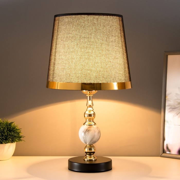 Настольная лампа Настольная лампа "Лианелия" Е27 40Вт черно-золотой 25х24х41 см RISALUX