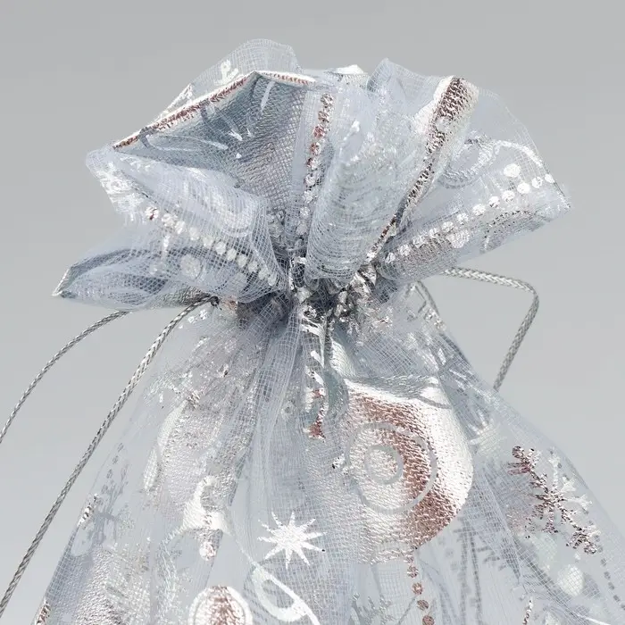 Мешочек подарочный органза «Новогодние игрушки», 20 х 30 см +/- 1.5 см Мешочек подарочный органза «Новогодние игрушки», 20 х 30 см +/- 1.5 см