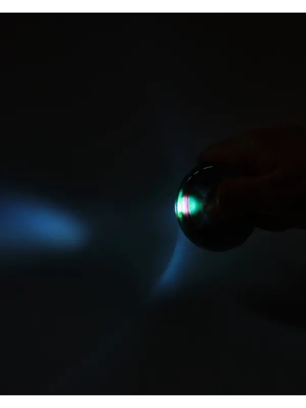 Брелок новогодний с фонариком «Сказки в новом году», 5 х 5 см