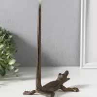 Сувенир чугун держатель для бумажных полотенец "Крокодил" 20х12х28,2 см