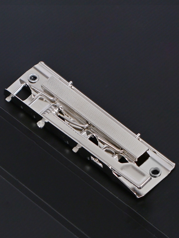 Папка с зажимом А4, 700 мкм, корешок 27 мм, Calligrata DeLuxe, внутренний карман, до 180 листов, черный Папка с зажимом А4, 700 мкм, корешок 27 мм, Calligrata DeLuxe, внутренний карман, до 180 листов, черный