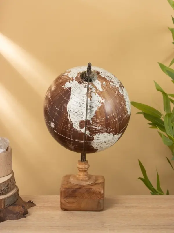 Глобус сувенирный 23х20х35 см, подставка дерево