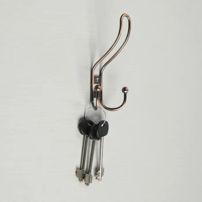 Крючок мебельный ТУНДРА TKT002, трехрожковый, медь