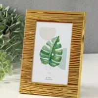 Фоторамка металл на 1 фото 10х15 см "Зебра" золото гальваника 1,7х14,2х19,3 см Фоторамка металл на 1 фото 10х15 см "Зебра" золото гальваника 1,7х14,2х19,3 см