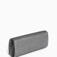 Сумка-клатч женская вечерняя на магните, на длинной цепочке, блестящая, серебристая