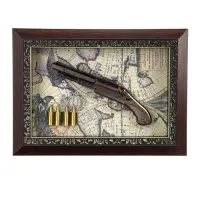 Сувенирное изделие - панно настенное в раме "Карта. Револьвер и 4 пули" 26х36х5 см