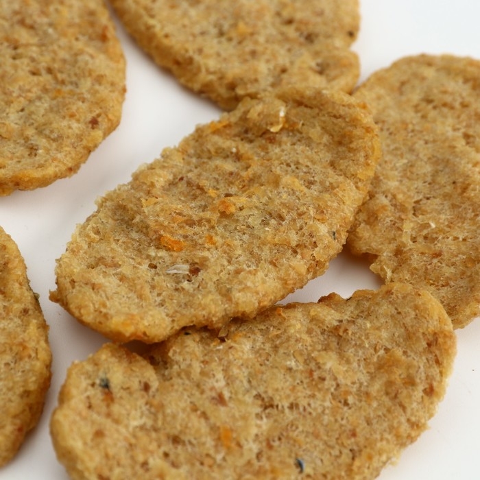 Лакомство для собак натуральное PetLab: Крекеры из трески с отрубями, 40 г. Лакомство для собак натуральное PetLab: Крекеры из трески с отрубями, 40 г.