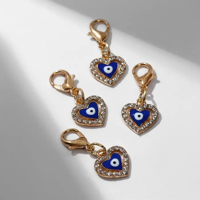Шарм «Глаз» в сердце, цветной в золоте Шарм «Глаз» в сердце, цветной в золоте