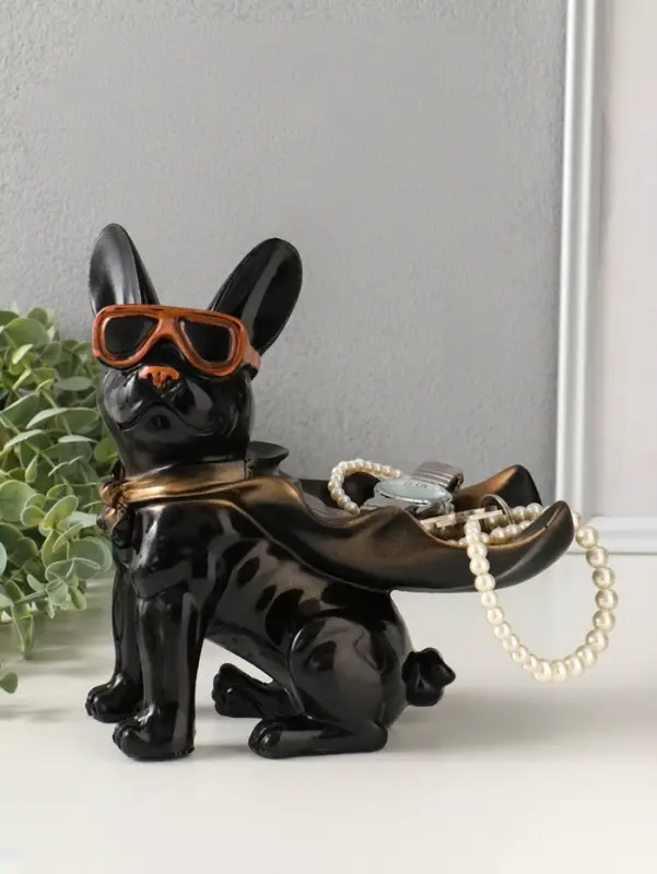 Подставка для мелочей &laquo;Фигурка. Бульдог в плаще&raquo;, полистоун, чёрная, 23&times;20&times;13 см