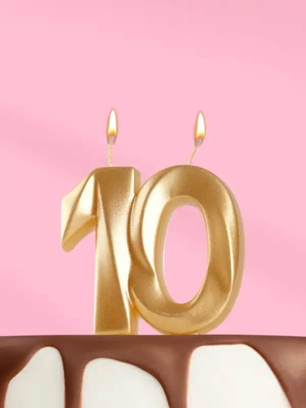 Свеча в торт юбилейная &laquo;Грань&raquo;, цифра 10, золотой металлик, 6.5 см