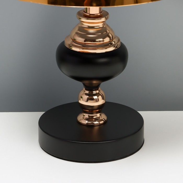 Настольная лампа Настольная лампа "Гликерия" Е27 40Вт черно-золотой 25х25х40 см