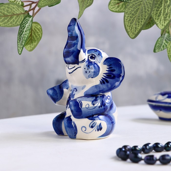 Сувенир «Слон циркач», 13 см, гжель