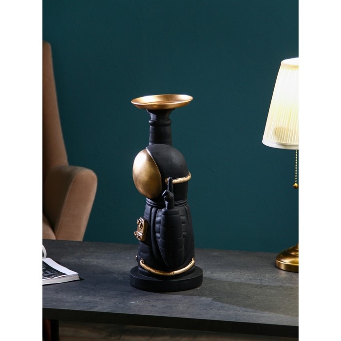 Подставка для мелочей «Космонавт», полистоун, 47 см, цвет чёрно-золотой Подставка для мелочей «Космонавт», полистоун, 47 см, цвет чёрно-золотой