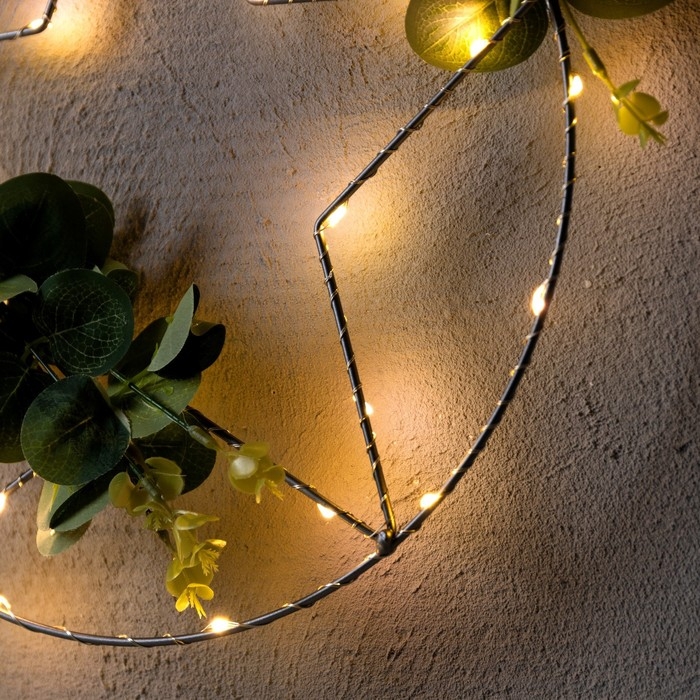 Светодиодная фигура «Звезда» 31 см, металл, батарейки ААх2 (не в комплекте), свечение тёплое белое Светодиодная фигура «Звезда» 31 см, металл, батарейки ААх2 (не в комплекте), свечение тёплое белое