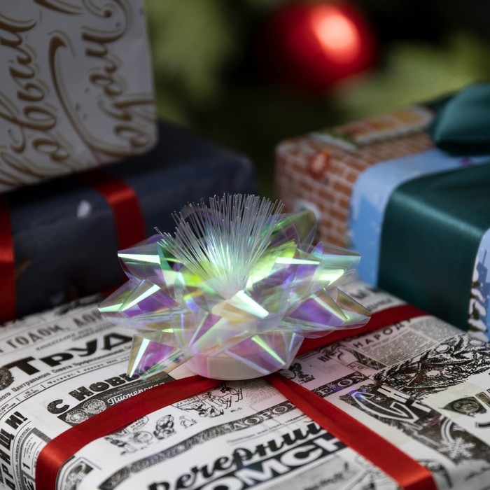 Светодиодная игрушка «Бант-звезда» 9 × 6 × 9 см, батарейки LR44х3 (в комплекте), свечение мульти, перламутровая Светодиодная игрушка «Бант-звезда» 9 × 6 × 9 см, батарейки LR44х3 (в комплекте), свечение мульти, перламутровая