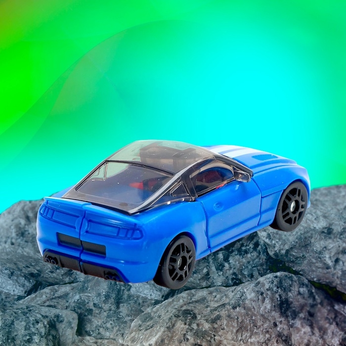 Робот «Автобот», трансформируется, цвет синий Робот «Автобот», трансформируется, цвет синий