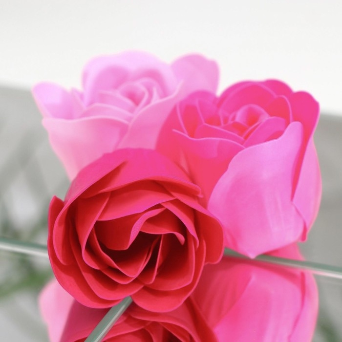 Мыльные розочки, цветные оттенки, набор 12 шт. Мыльные розочки, цветные оттенки, набор 12 шт.