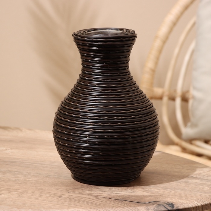 Ваза плетёная 15х15х20 см (+/- 5 см) Ваза плетёная 15х15х20 см (+/- 5 см)