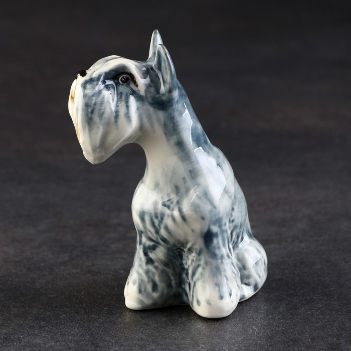 Статуэтка фарфоровая  Статуэтка фарфоровая "Миттельшнауцер серый", 8х5,5х4 см, авторская роспись