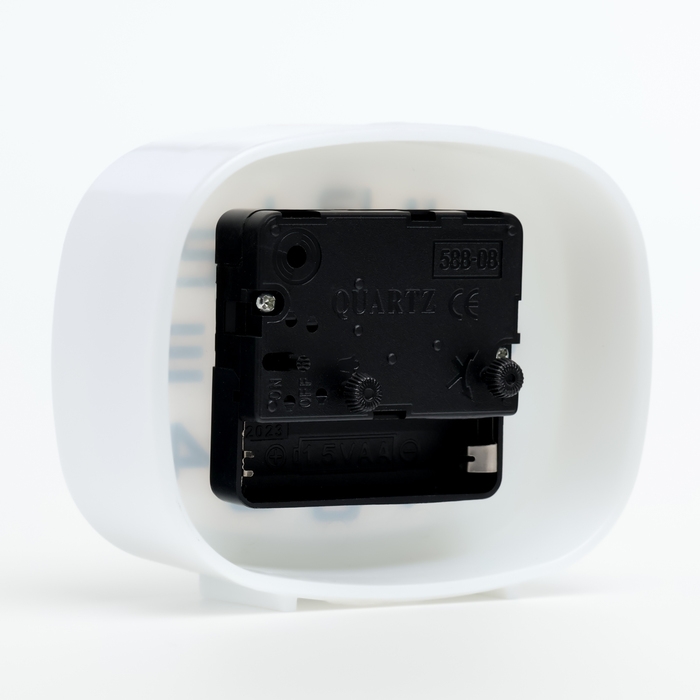 Будильник, дискретный ход, 10 х 8 х 4 см, белый Будильник, дискретный ход, 10 х 8 х 4 см, белый