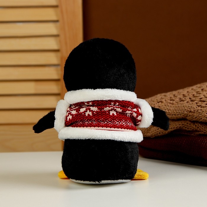 Мягкая игрушка «Пингвин» в шубке, 19 см, цвет чёрный Мягкая игрушка «Пингвин» в шубке, 19 см, цвет чёрный