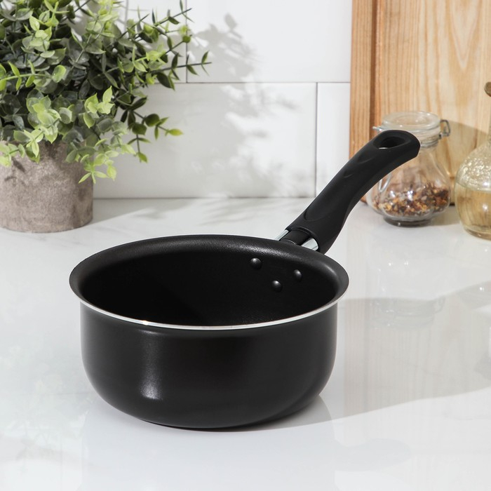 Ковш Consul d=16 см, 1,2 л, антипригарное покрытие, цвет чёрный Ковш Consul d=16 см, 1,2 л, антипригарное покрытие, цвет чёрный