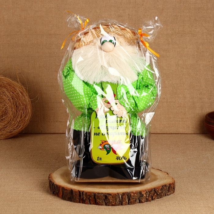 Оберег - домовой Оберег - домовой "Иваныч с бутылкой", h=40 см