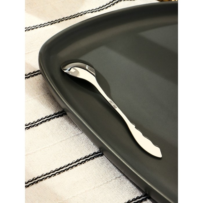 Ложка десертная из нержавеющей стали Magistro «Перо», длина 12,5 см, цвет серебряный Ложка десертная из нержавеющей стали Magistro «Перо», длина 12,5 см, цвет серебряный