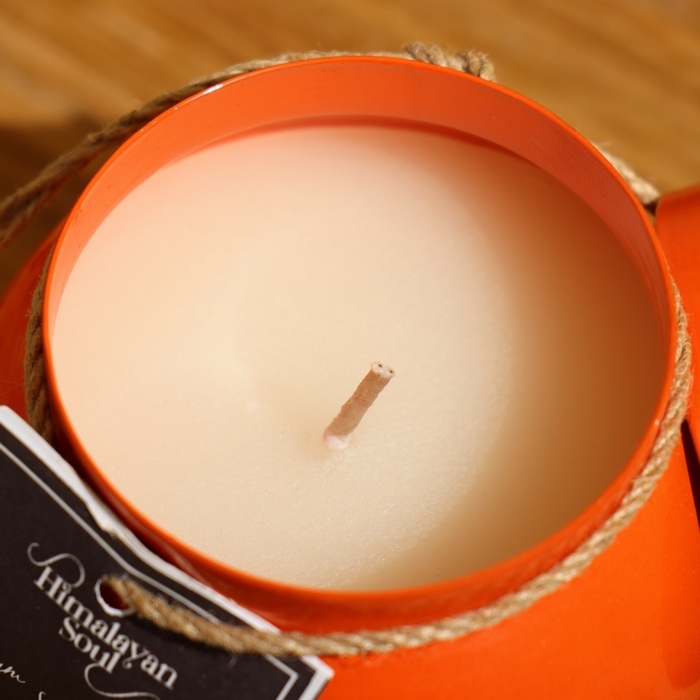 Свеча ароматическая в баночке 150 гр, парафин, marigold Свеча ароматическая в баночке 150 гр, парафин, marigold