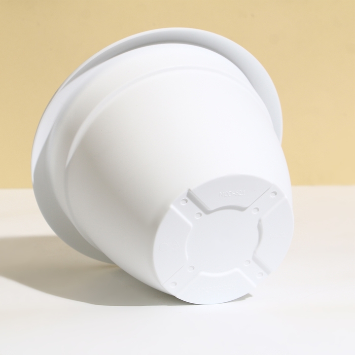 Горшок для цветов, d = 25 см, 4,3 л, пластик, белый Горшок для цветов, d = 25 см, 4,3 л, пластик, белый