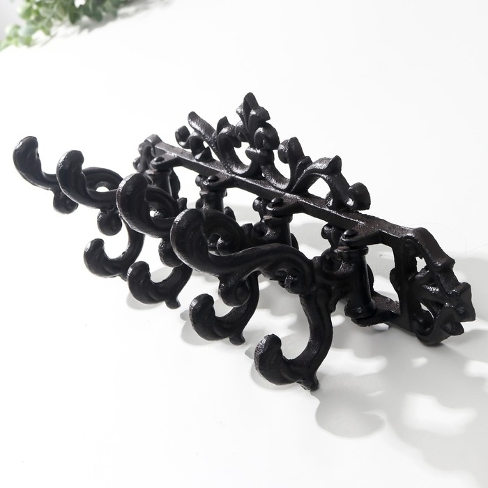 Крючки декоративные чугун Крючки декоративные чугун "Геральдическая лилия с листьями" 13,6х12,8х38 см