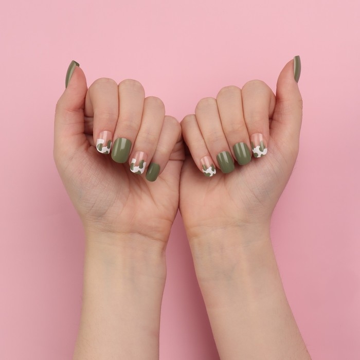 Накладные ногти «Хакки», 12 шт, с клеевыми пластинами, форма мягкий квадрат, цвет зелёный/белый Накладные ногти «Хакки», 12 шт, с клеевыми пластинами, форма мягкий квадрат, цвет зелёный/белый