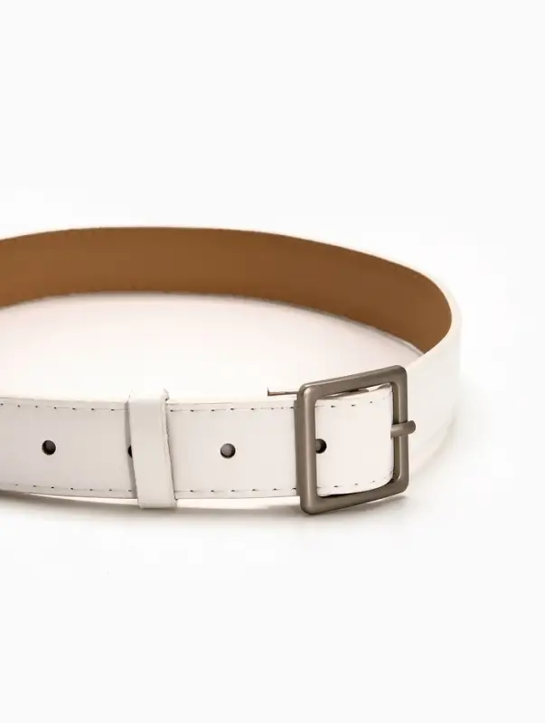 Ремень жен 05-01-02-01, Июнь2508, 3*0,3*110 см, без винта, пряж мат металл, 1 прокол, белый 109031 Ремень жен 05-01-02-01, Июнь2508, 3*0,3*110 см, без винта, пряж мат металл, 1 прокол, белый 109031