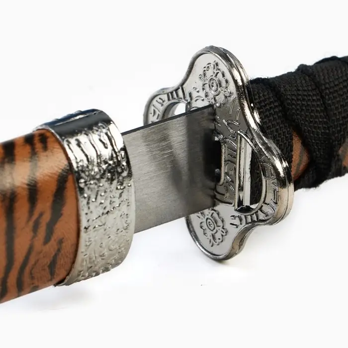 Макет оружия &laquo;Сувенирные катаны на подставке 3в1. Тайго&raquo;, подарочный набор, 47 см; 79 см; 105 см, ножны под тигра