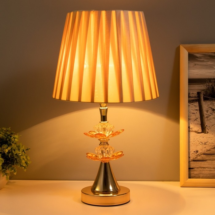 Настольная лампа Настольная лампа "Ариса" Е27 40Вт золото 22х22х38 см RISALUX