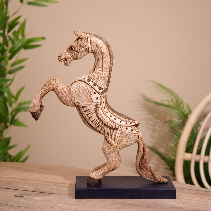 Сувенир Сувенир "Жеребец" дерево 40х14х55 см