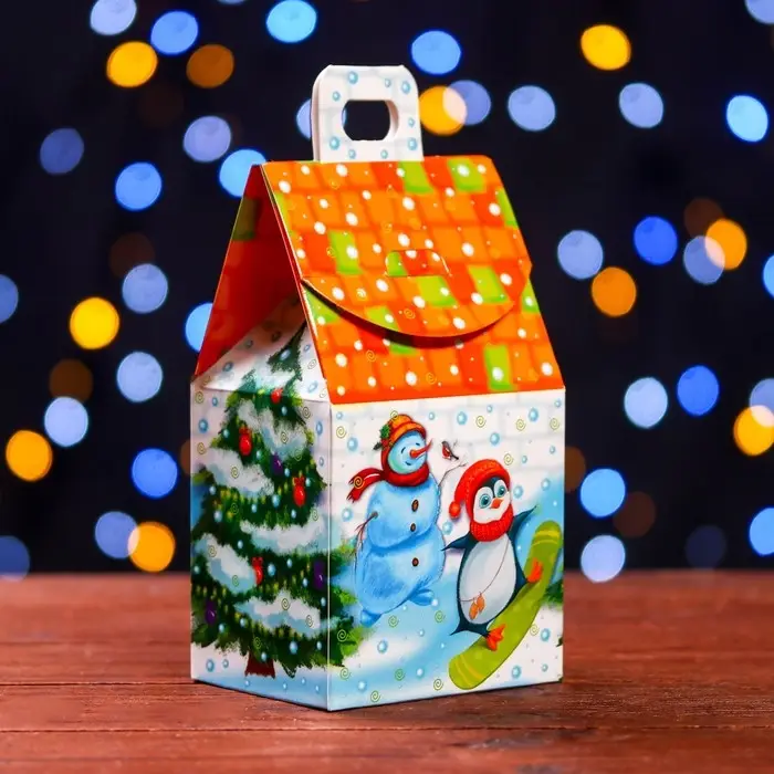 Подарочная коробка «Домик Зимний дворик»,9.1×7×15.7 см