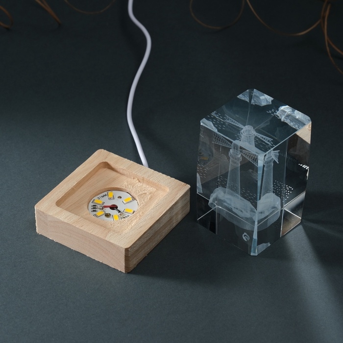 Сувенир стекло подсветка  Сувенир стекло подсветка "Прямоугольник. Маяк" подставка дерево, USB 7х7х10