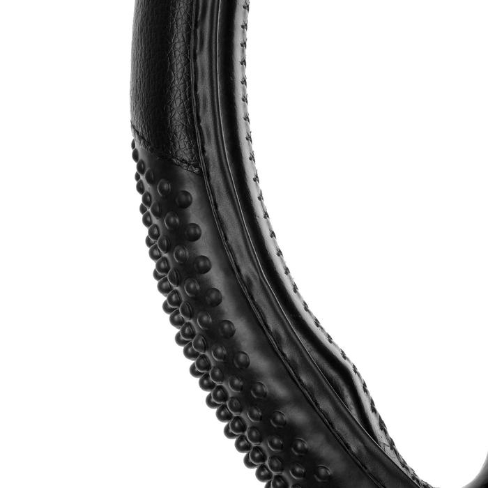 Оплетка на руль TORSO, кожа PU, 3 массажные вставки, 38 см, черный Оплетка на руль TORSO, кожа PU, 3 массажные вставки, 38 см, черный