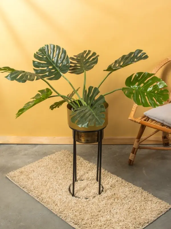 Кашпо на подставке «Золото Скифов», 28×28×74 см, железо Кашпо на подставке «Золото Скифов», 28×28×74 см, железо