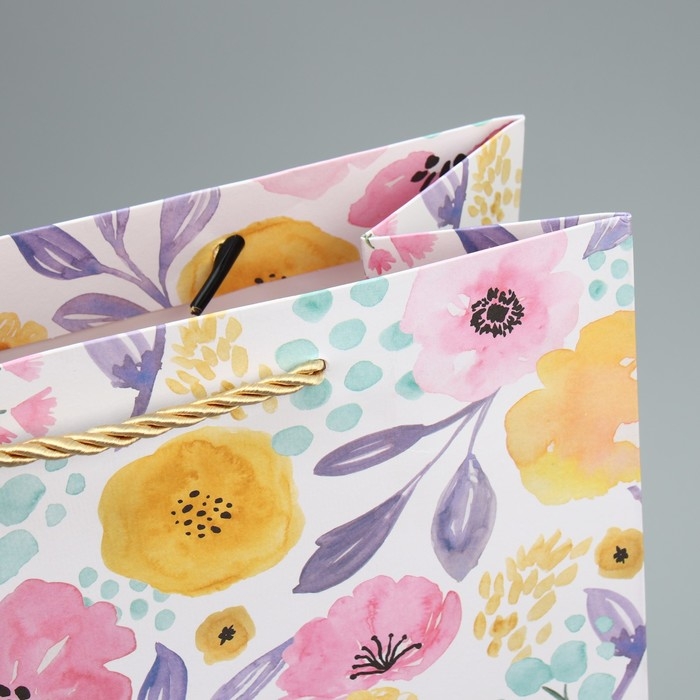 Пакет подарочный, упаковка, &laquo;Букет&raquo; 32 х 26 х 12 см