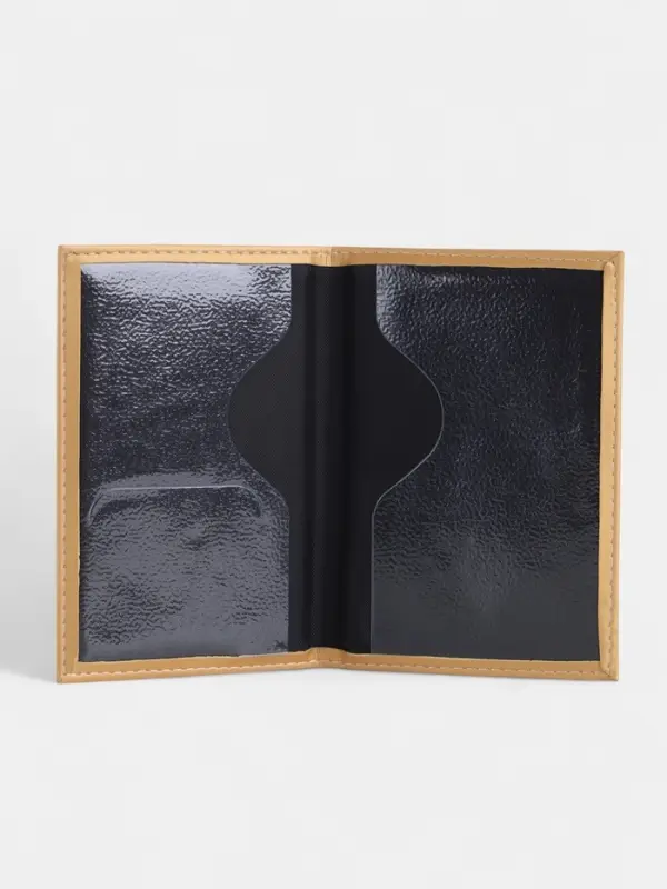 Обложка для паспорта, с тиснением, бежевая