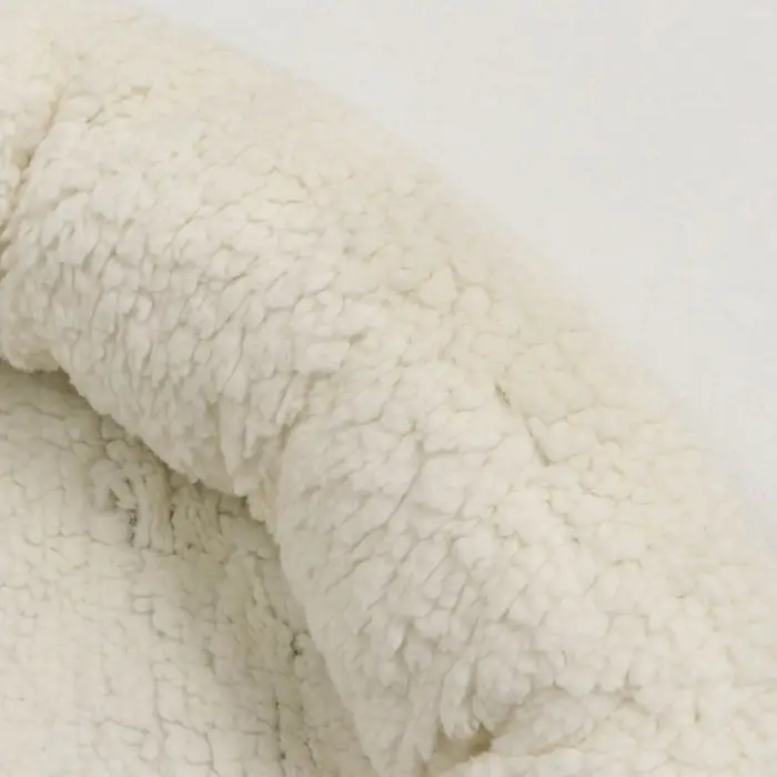 Лежанка для животных &laquo;Уют&raquo;, 50&times;42&times;11 см, мягкий мех, цвет молочный