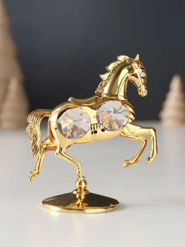 Сувенир Лошадка маленькая с 4-мя прозрачными хрусталиками на подставке, 6,5х4х8,5 см. Сувенир Лошадка маленькая с 4-мя прозрачными хрусталиками на подставке, 6,5х4х8,5 см.