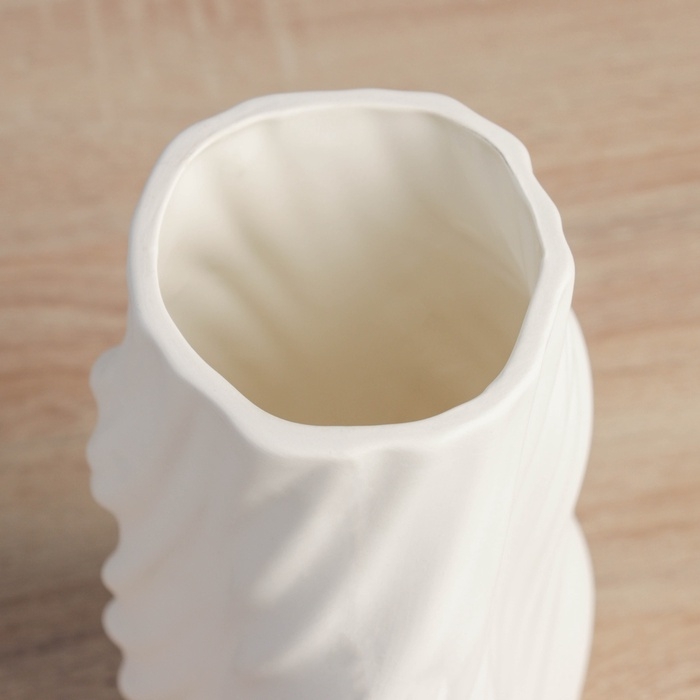 Керамическая ваза декоративная настольная «Оскар», для цветов, сухоцветов, d-9 см, 25×11 см, белый Керамическая ваза декоративная настольная «Оскар», для цветов, сухоцветов, d-9 см, 25×11 см, белый