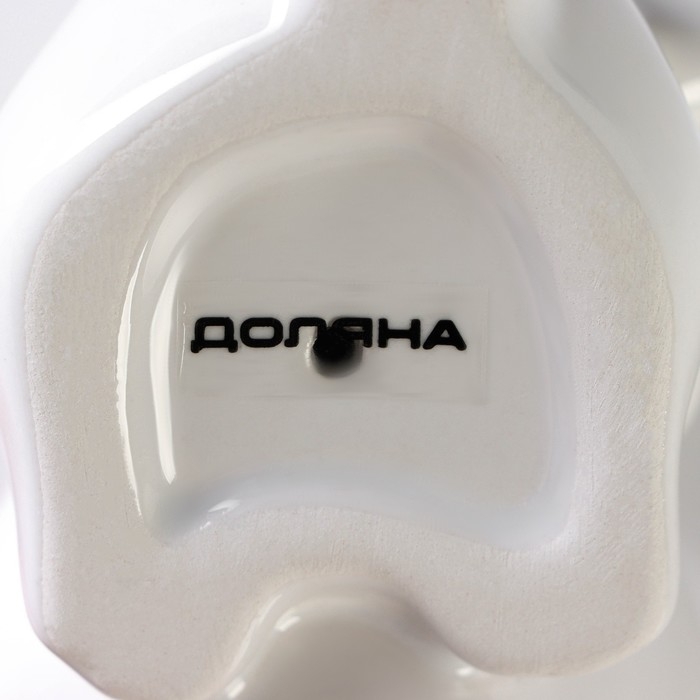 Подставка для яйца Доляна «Зайка в золотом», 11×6×8 см, цвет белый Подставка для яйца Доляна «Зайка в золотом», 11×6×8 см, цвет белый